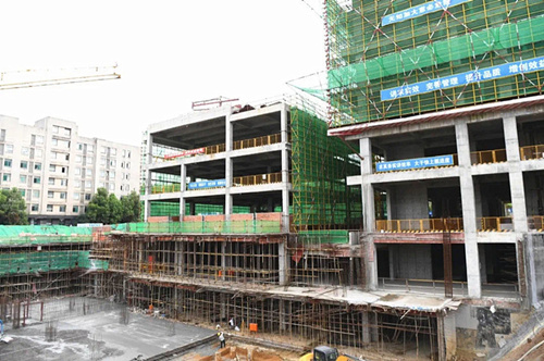 ��һ�߷�ɡ������� ��������ḣ��������Ŀ���������ݱ